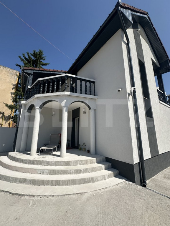 Casa tip P+M,4 camere,240mp,zona Aurel Vlaicu