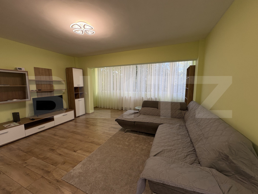 Apartament 2 camere, parcare, zona Buna ziua
