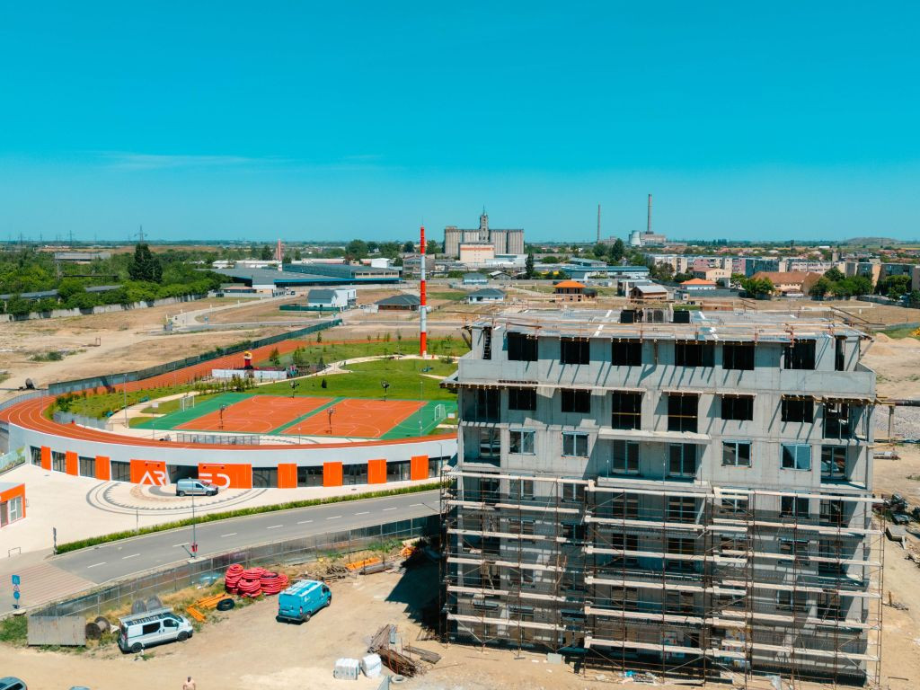 Vrei să cumperi ceva gata amenajat după gustul altcuiva?