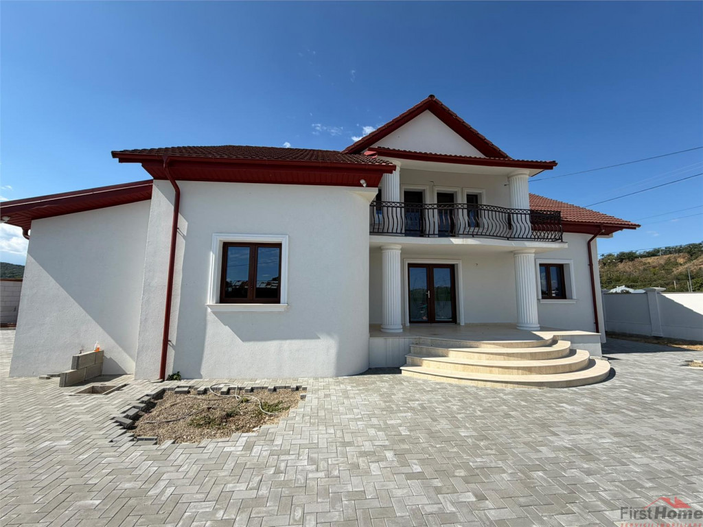 Vila deosebita Parter Mansarda de in Odobesti