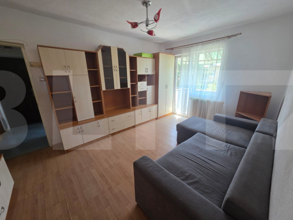 Apartament de vanzare, cu 2 camere - Aleea Centralei