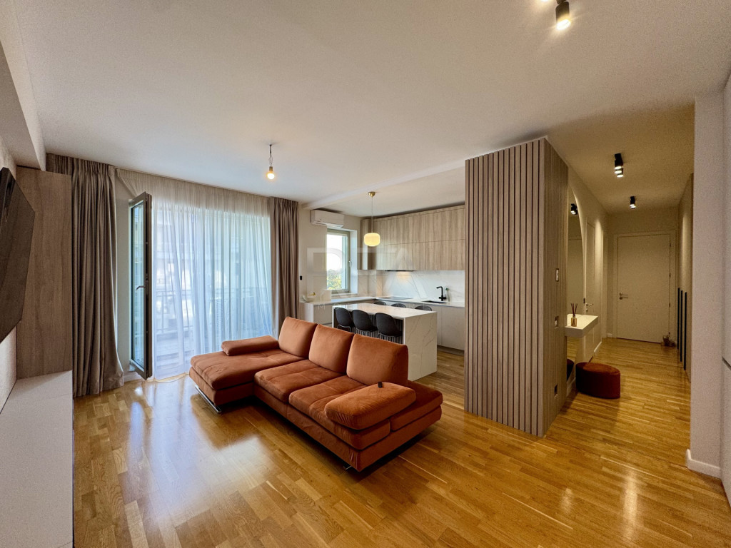 3 camere 81 mp, parcare, boxă, Luxuria Domenii