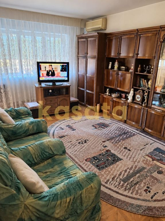 2 Camere Aviatiei