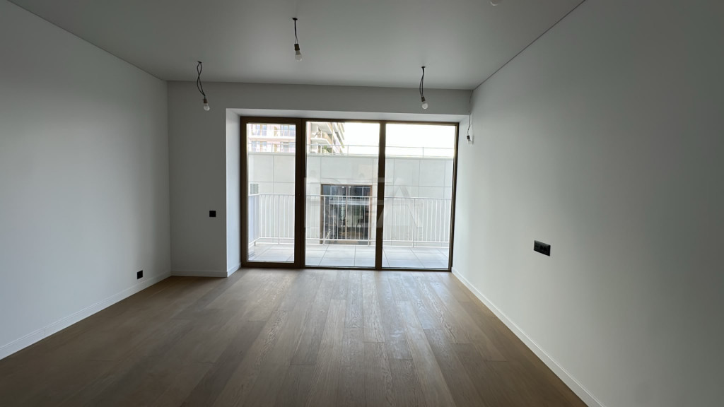 2 camere, 14 minute Metrou Pipera, One High District