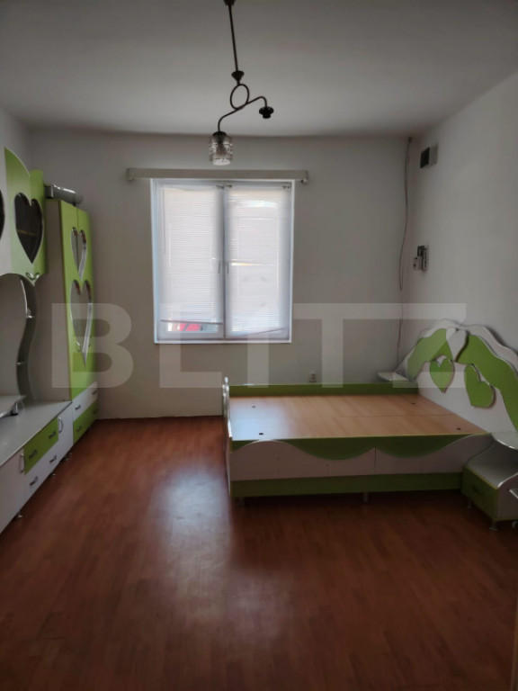 Casa individuala cu 3 camere de inchiriat, 80 mp , Campia Tu