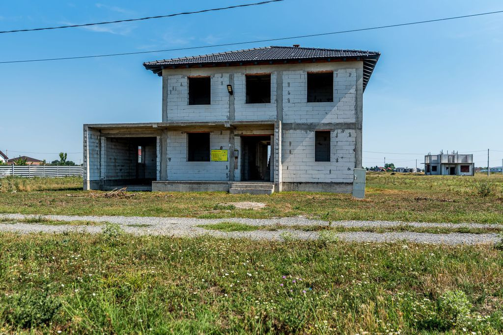 Vilă cu 5 camere | teren 1000 mp | cartier San Paolo (l?...