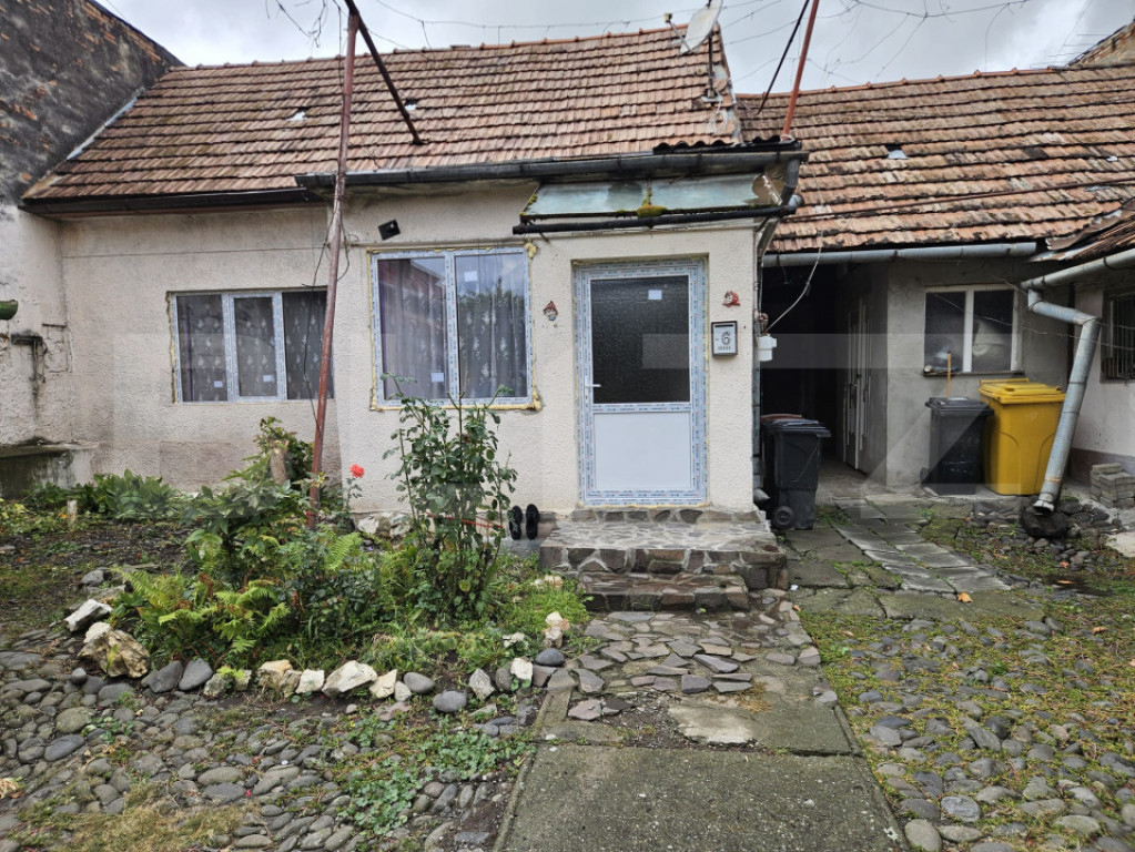 Casă de vânzare, 59 mp, zona Centru - Reghin