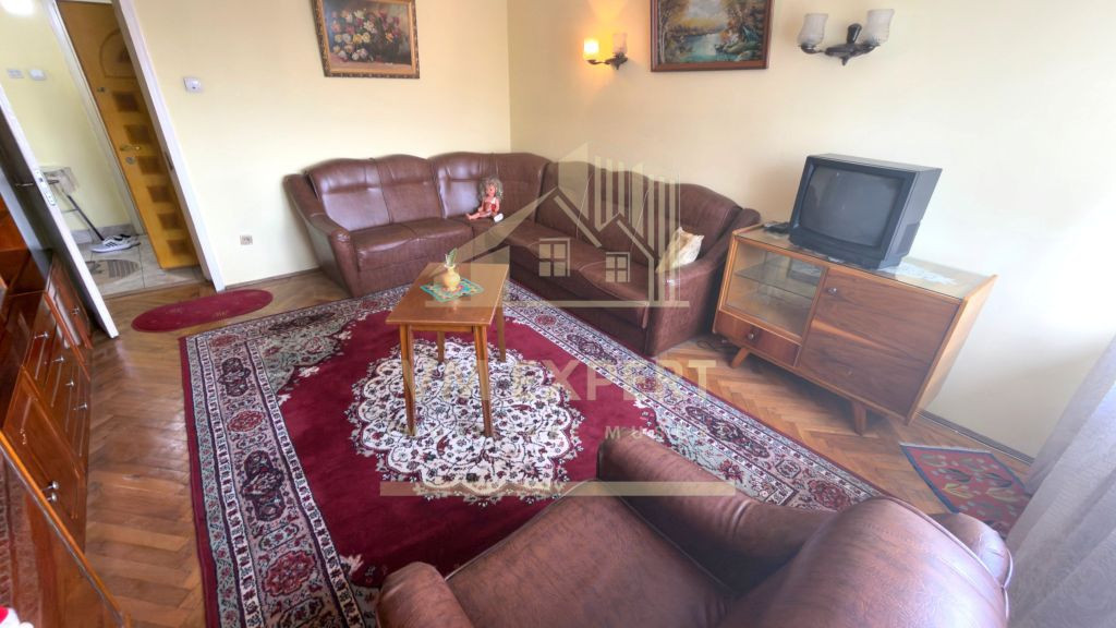 APARTAMENT 2 CAMERE ETAJ 4 ZONA ULTRACENTRALĂ CAMPULUNG