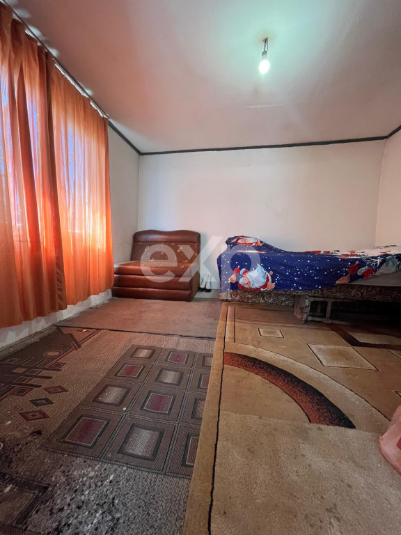 Casa cu 4 camere si baie + teren 567 mp pe Nicolae Balcescu