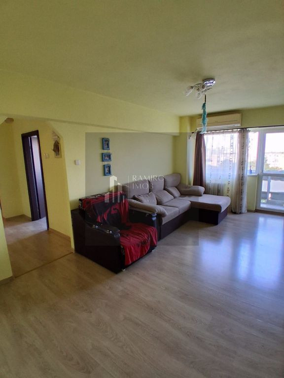 OCAZIE 3 CAMERE METROU GORJULUI 4 minute
