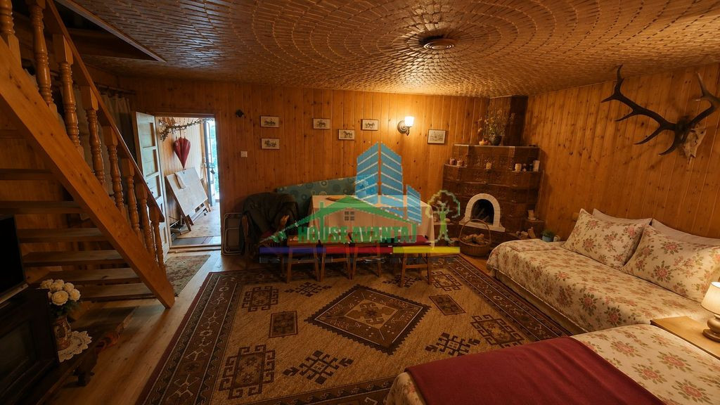 Casă de vacanță, 4 camere, garaj, teren 251 mp– Lep?...
