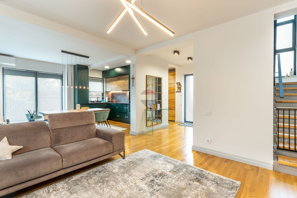 Duplex 4 camere, superfinisat, terasa, zona linistita in ...