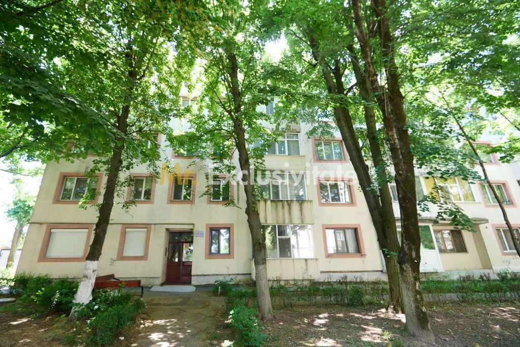 Apartament 4 Camere Decomandat | Craiovei | 3 Balcoane | Parcare