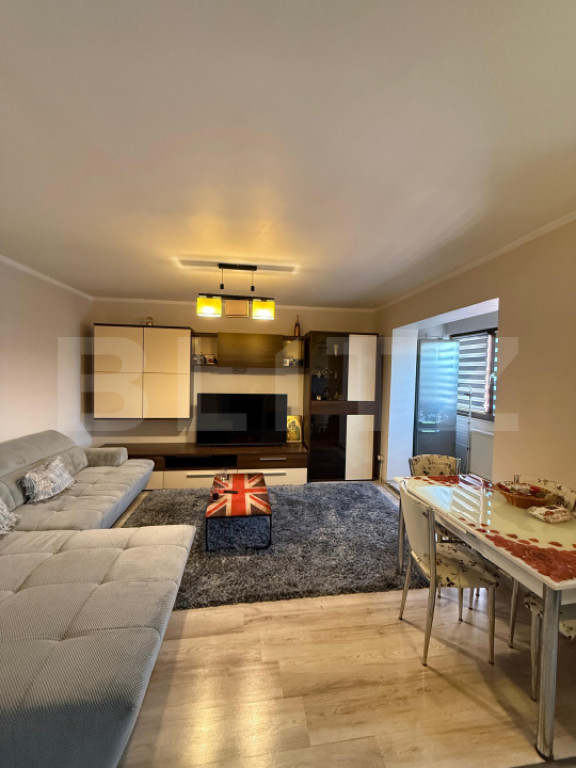 Apartament 2 camere, 38 mp, zona 9 Mai