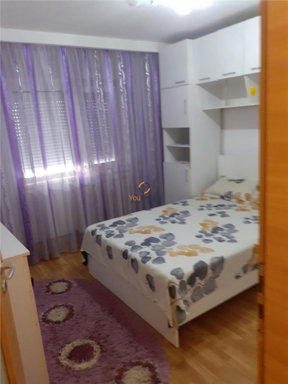 Apartament decomandat etaj 2 zona Lipovei