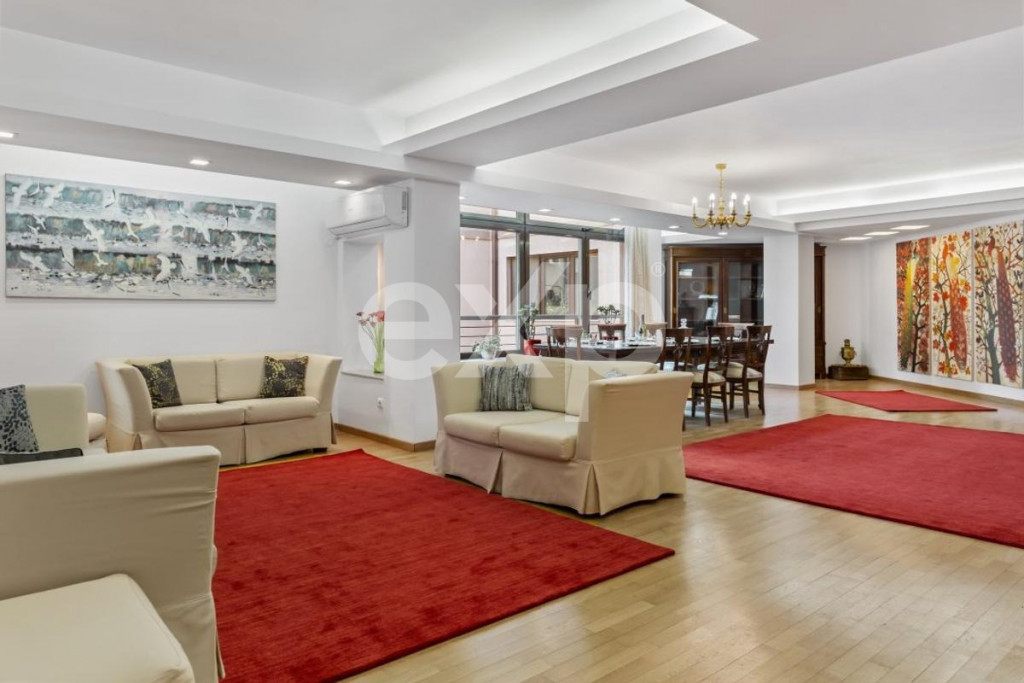 Inchiriere apartament 3 camere camere Clucerului