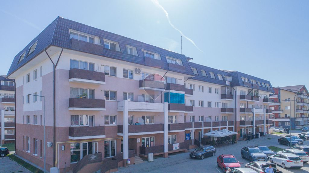 Gata de mutare! Apartament 2 camere cu parcare Subcetate ...