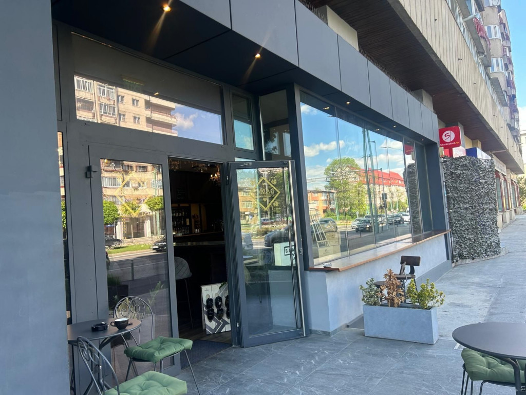 Spatiu comercial