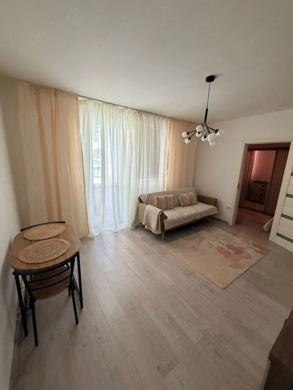 Apartament 2 camere semidecomandat, Mihai Viteazu