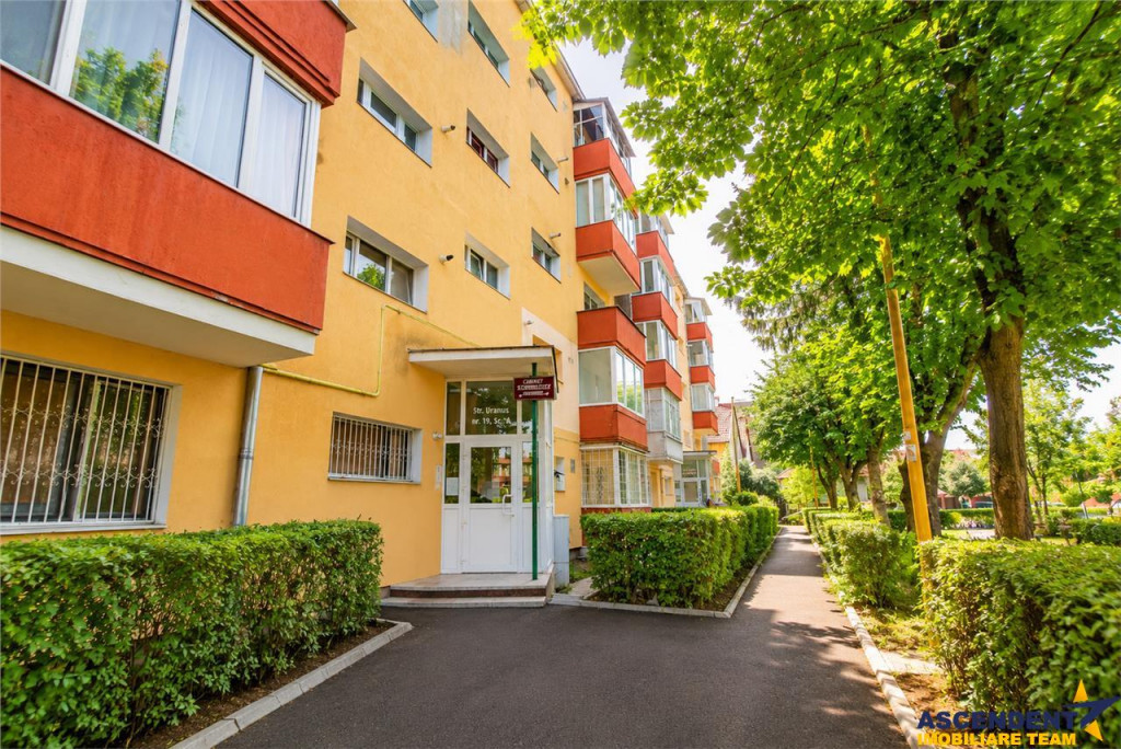 Apartament 2 camere, renovat, bloc reabilitat, Astra