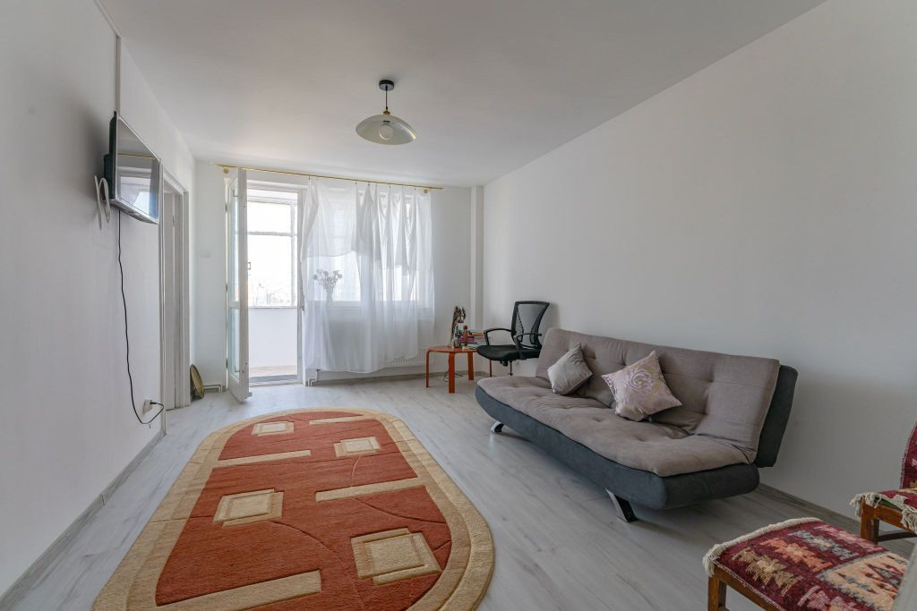 Chirie 2 Camere Vlahuță | 49 mp + Balcon | Însorit | L...