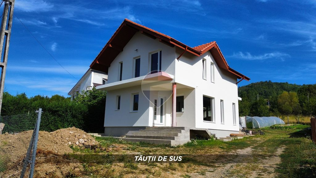 Casă nouă DE VANZARE in Tautii de Sus