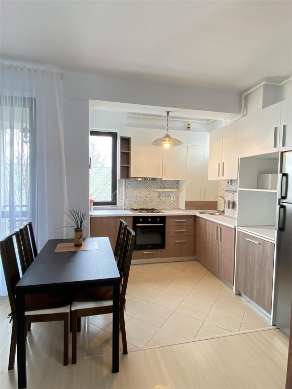 2 Camere, Damaroaia, Centrala, 15 min metrou