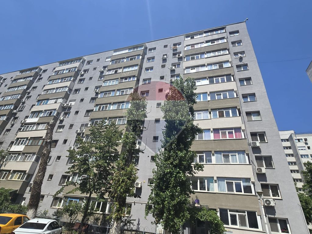 DE VANZARE Apartament 2 camere ,1 Decembrie , Ideal pentr...