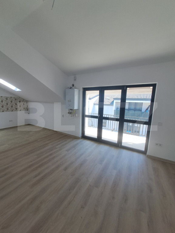 Apartament 3 camere, 62 mp, parcare, zona Sanpetru