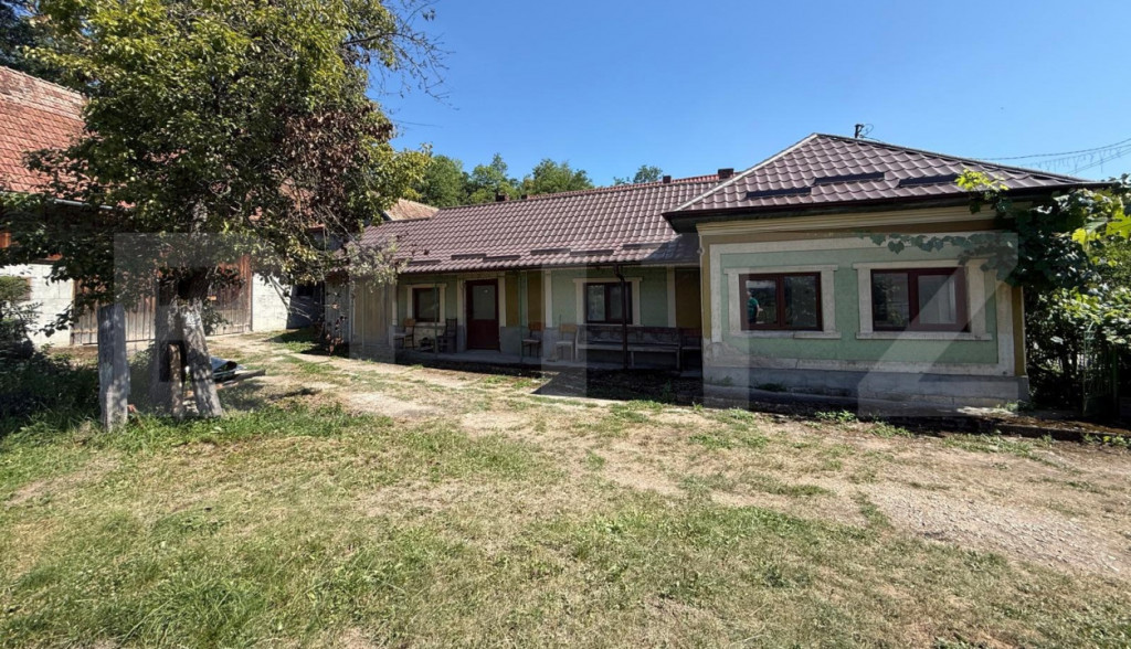 Casa individuala Izvorul Crisului, teren generos 4459 mp