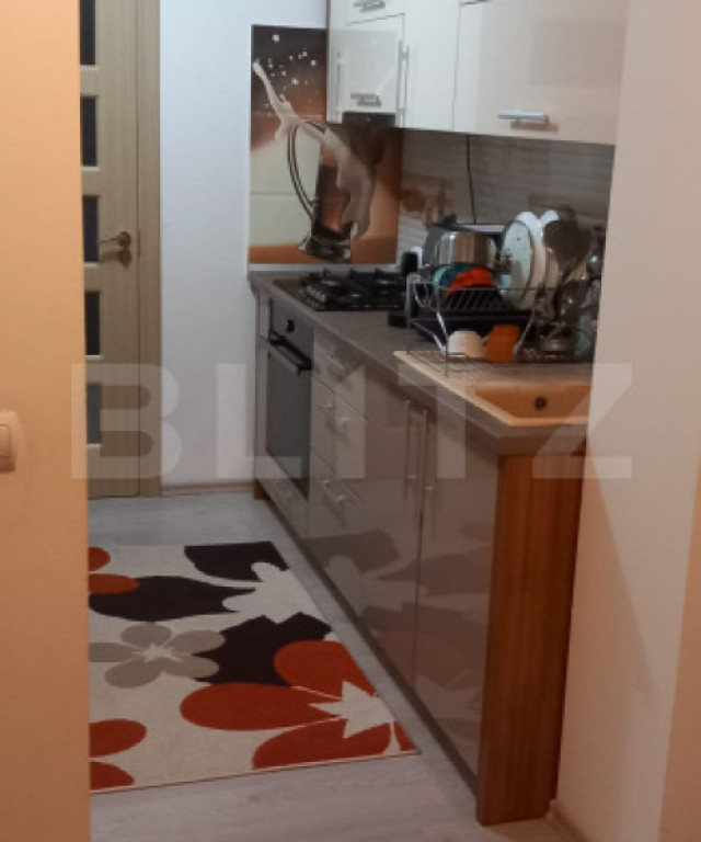 Apartament 4 camere, 80 mp, zona Micro 3