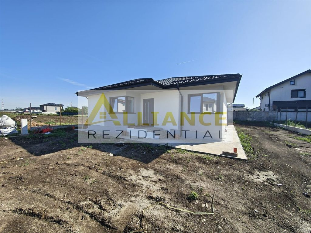 Casa parter | Str. Miorita | 4 camere | Teren 463 mp | La...