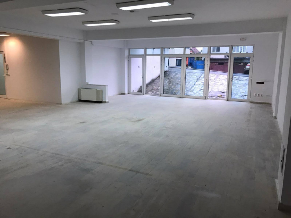 Spatiu comercial 230mp utili | Zona Republicii | Cluj