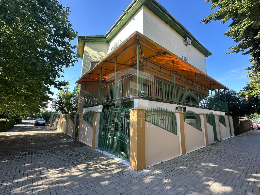 DE INCHIRIAT - SPATIU COMERCIAL CHIAR IN FATA PRIMARIEI S...