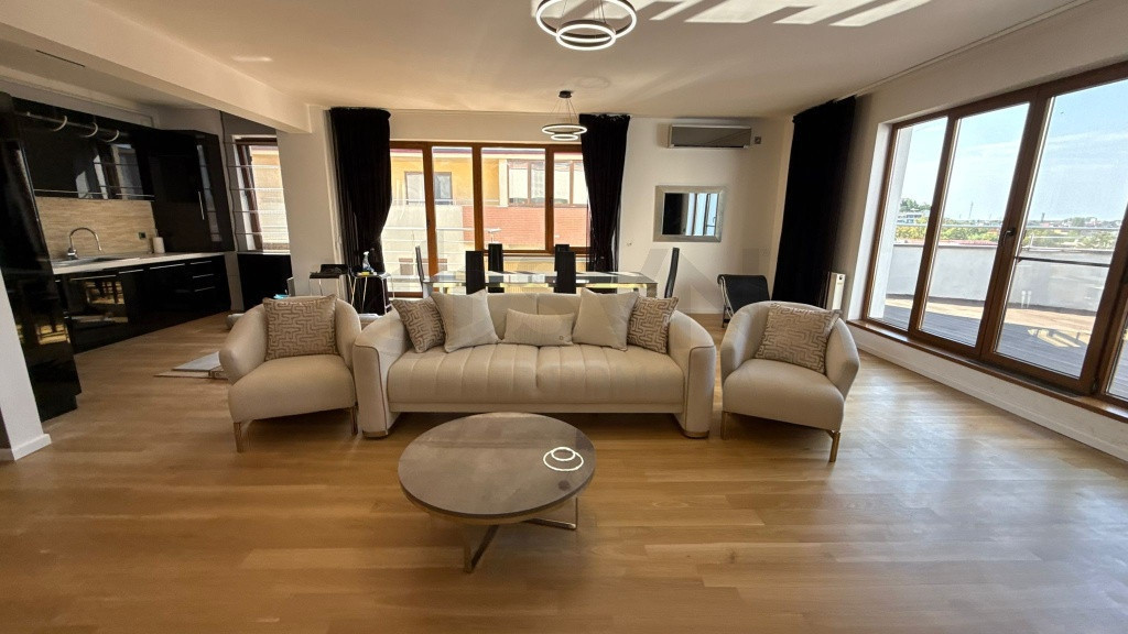 Penthouse 3 camere | Parcare I View HerДѓstrДѓu вЂ?...