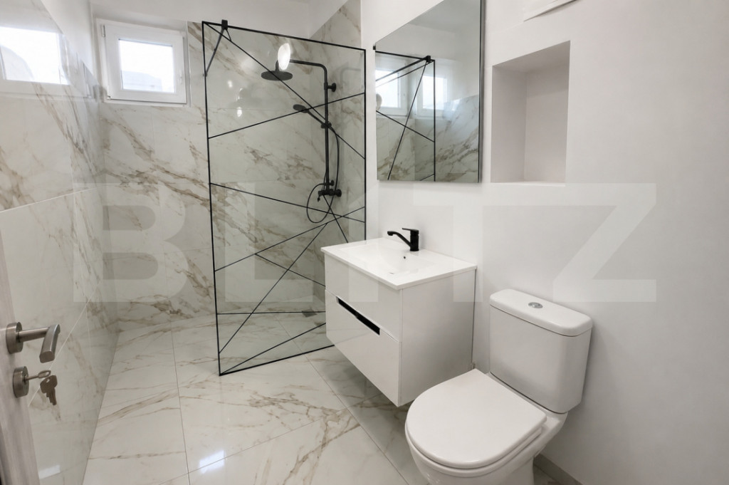 Apartament de vânzare 3 camere, 65 mp,etaj 1,Cetate