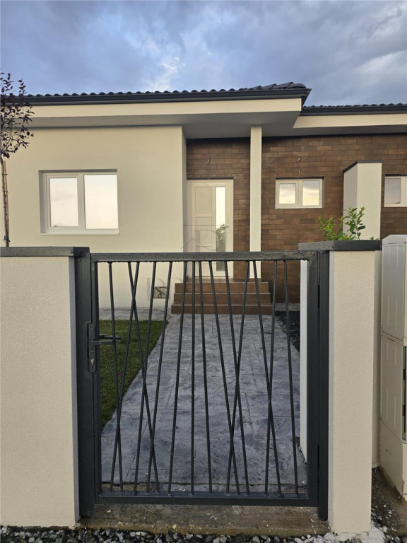 DUPLEX MODERN DE V#194;NZARE | MO#536;NI#538;A NOU#258; | TE