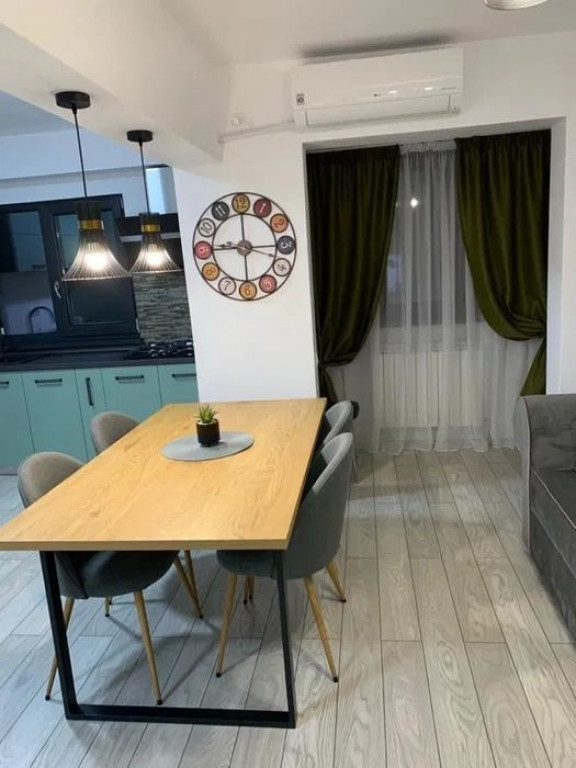 De inchiriat apartament cu 2 camere, Faleza, etaj 3, 2500...