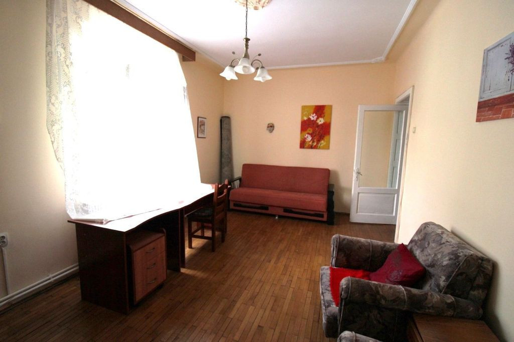 De inchiriat apartament cu 2 camere Gradina Publica et. 4...