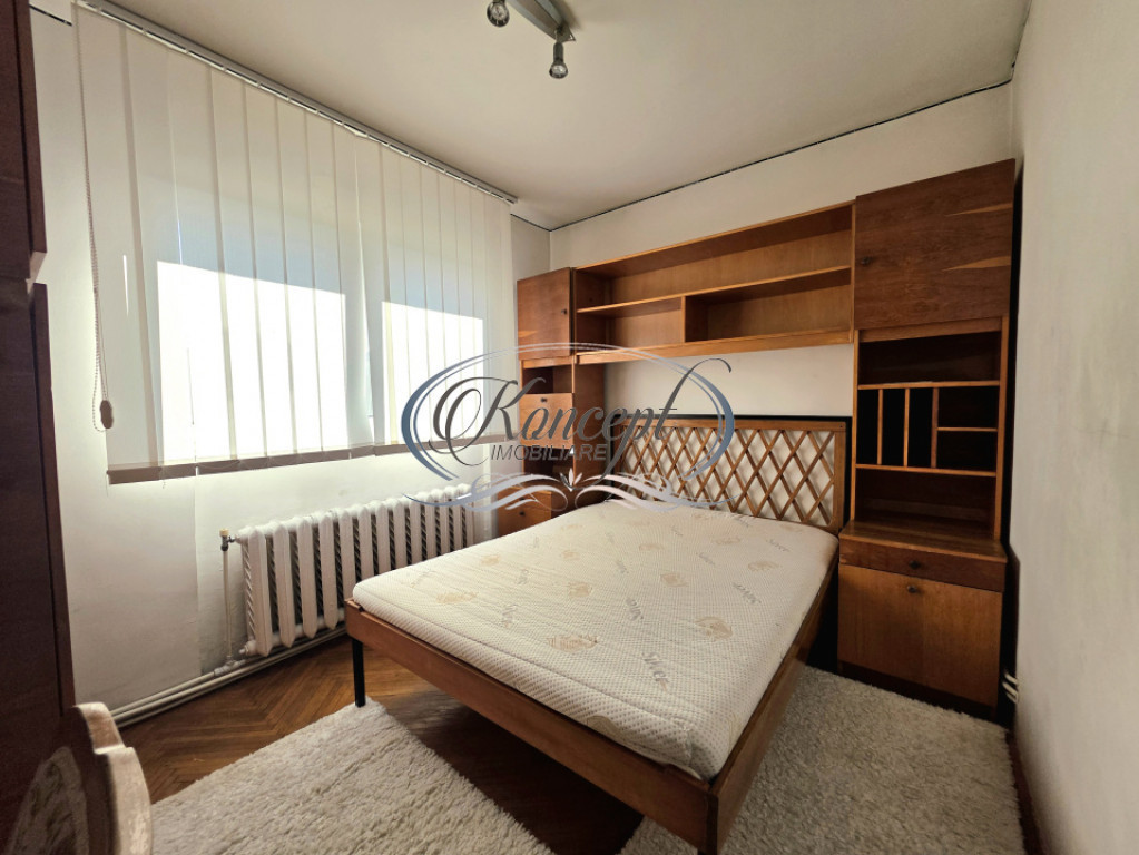 Apartament 2 camere, A.C, parcare, zona Plopilor