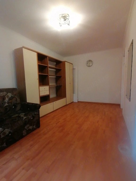 Apartament 2 camere mobilat-utilat zona Mesota 2300 lei