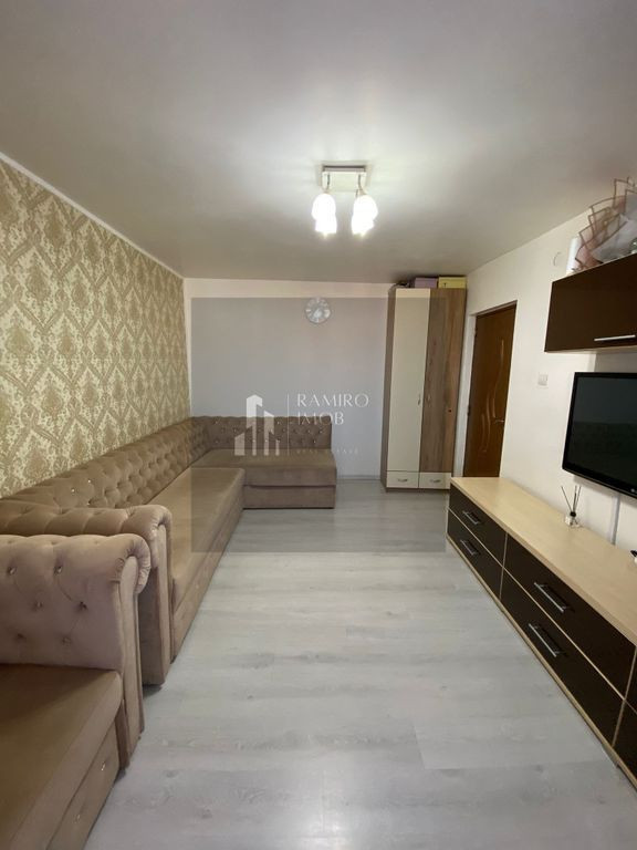 Apartament 2 camere/ 10 min metrou Titan/ sector 3