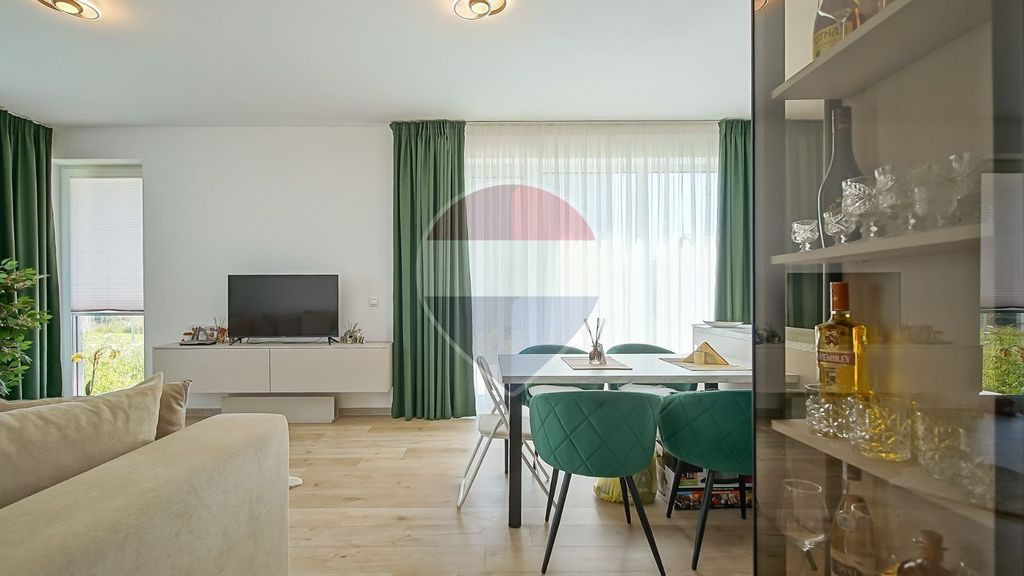 Comision 0%! Casă 3 camere | Mobilată | Curte | Maurer ...