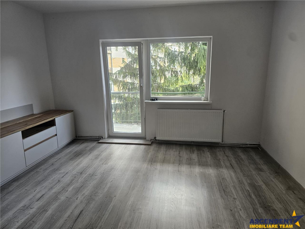 Apartament cu 2 camere, parcare, Lenin, Sfantu Gheorghe