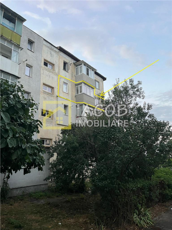 Apartament 2 camere, str. Mioritei, etaj 3