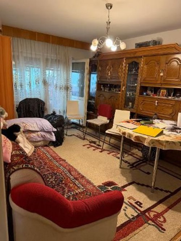 Apartament pe strada Razboieni etajul 1