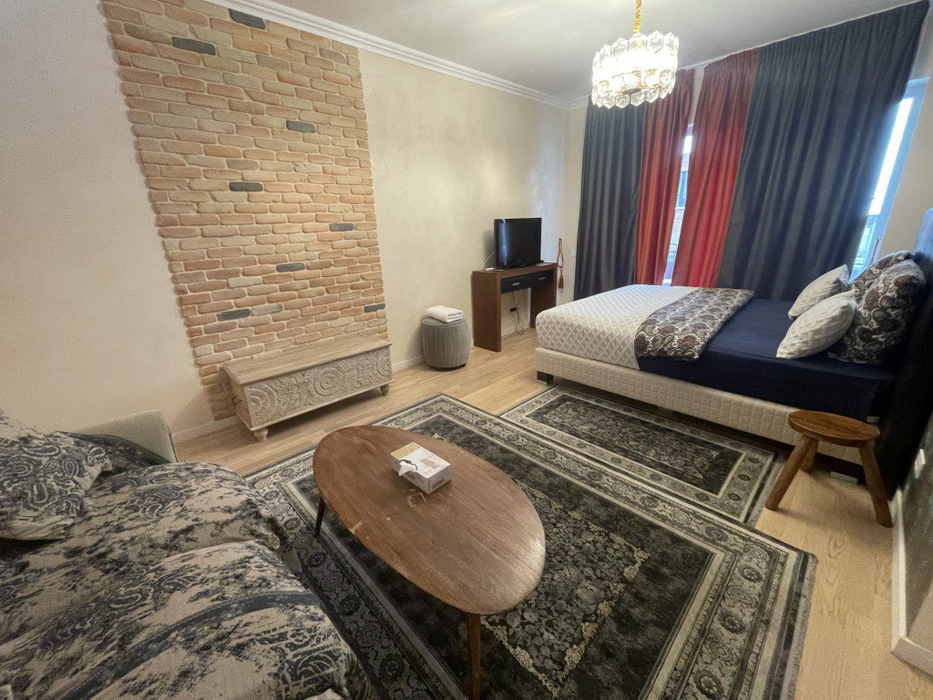 Garsoniera Complex Central - 500 m de Metrou Stefan cel Mare