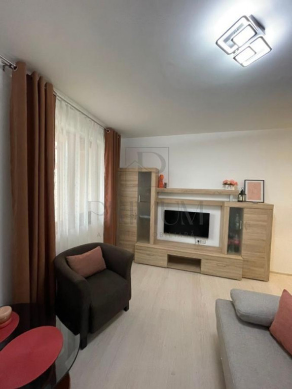 Apartament de 2 camera, decomandat, 71mp, zona Giroc
