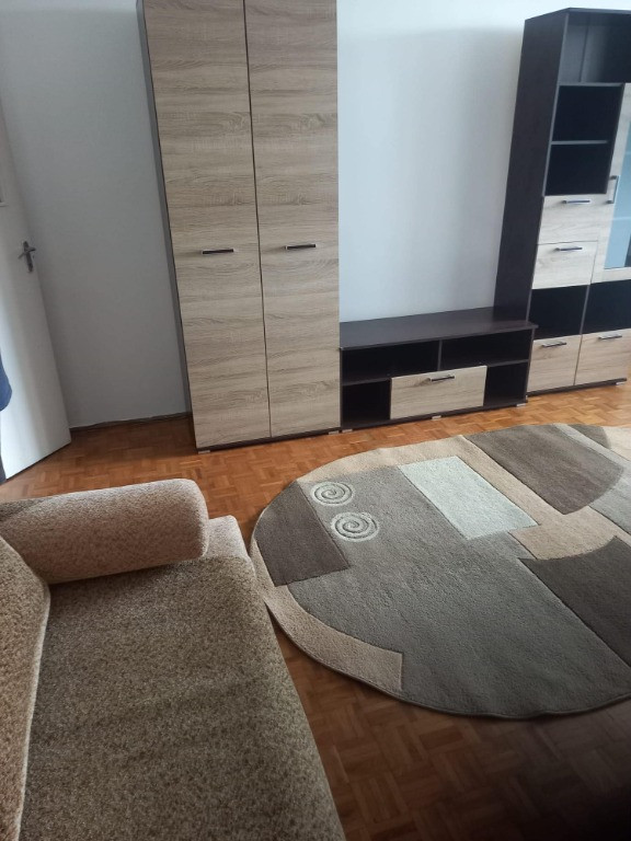 Garsoniera str Detunata-Gheorgheni-zona Iulius Mall