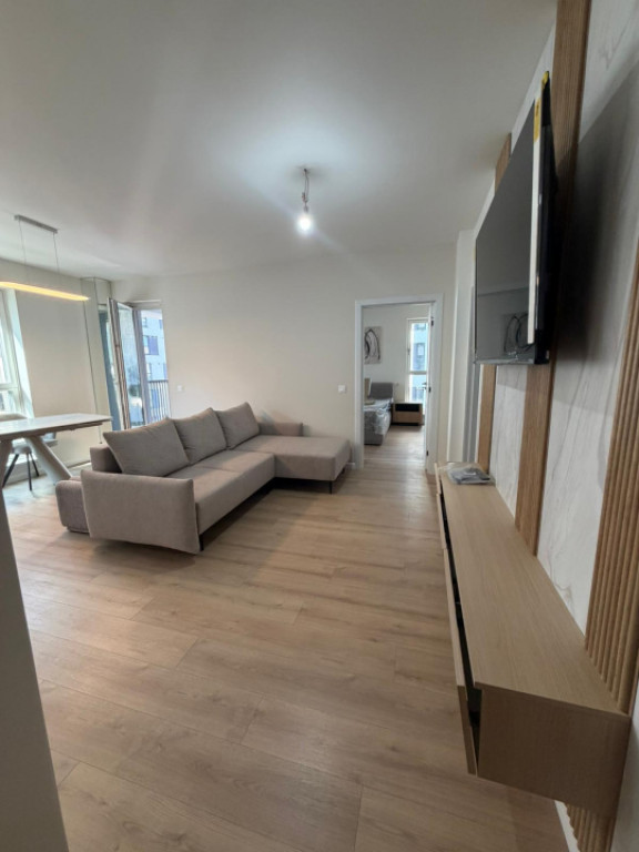 Apartament de inchiriat 57 mp , SEMIDECOMANDAT , VIVO